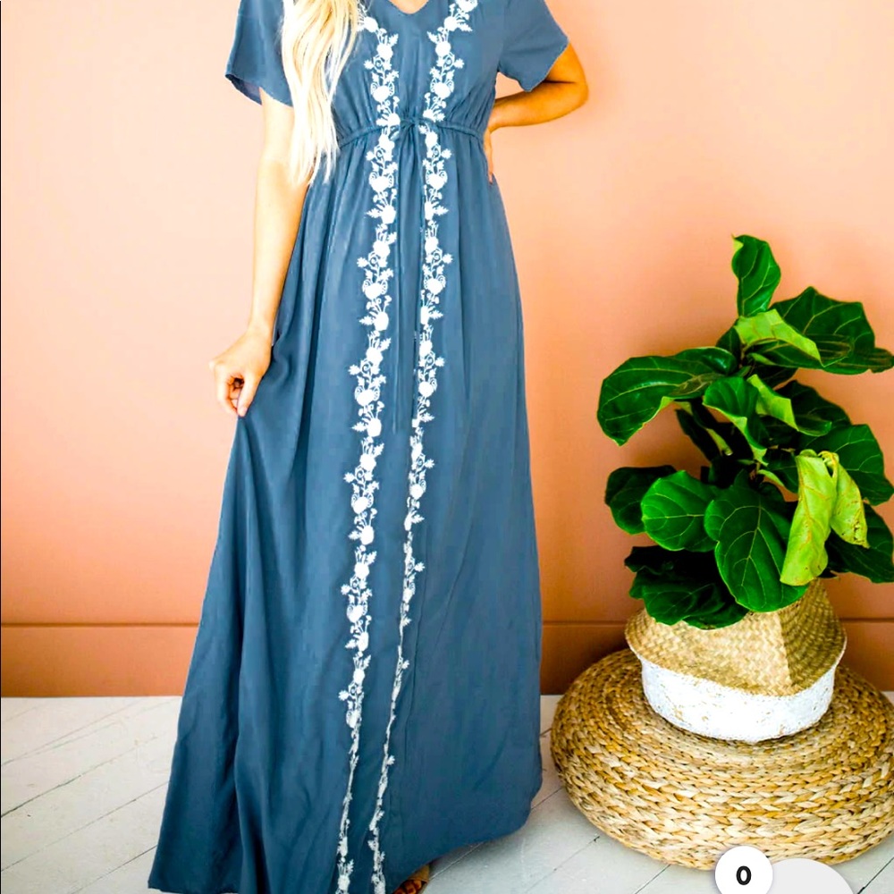 Women’s dress
